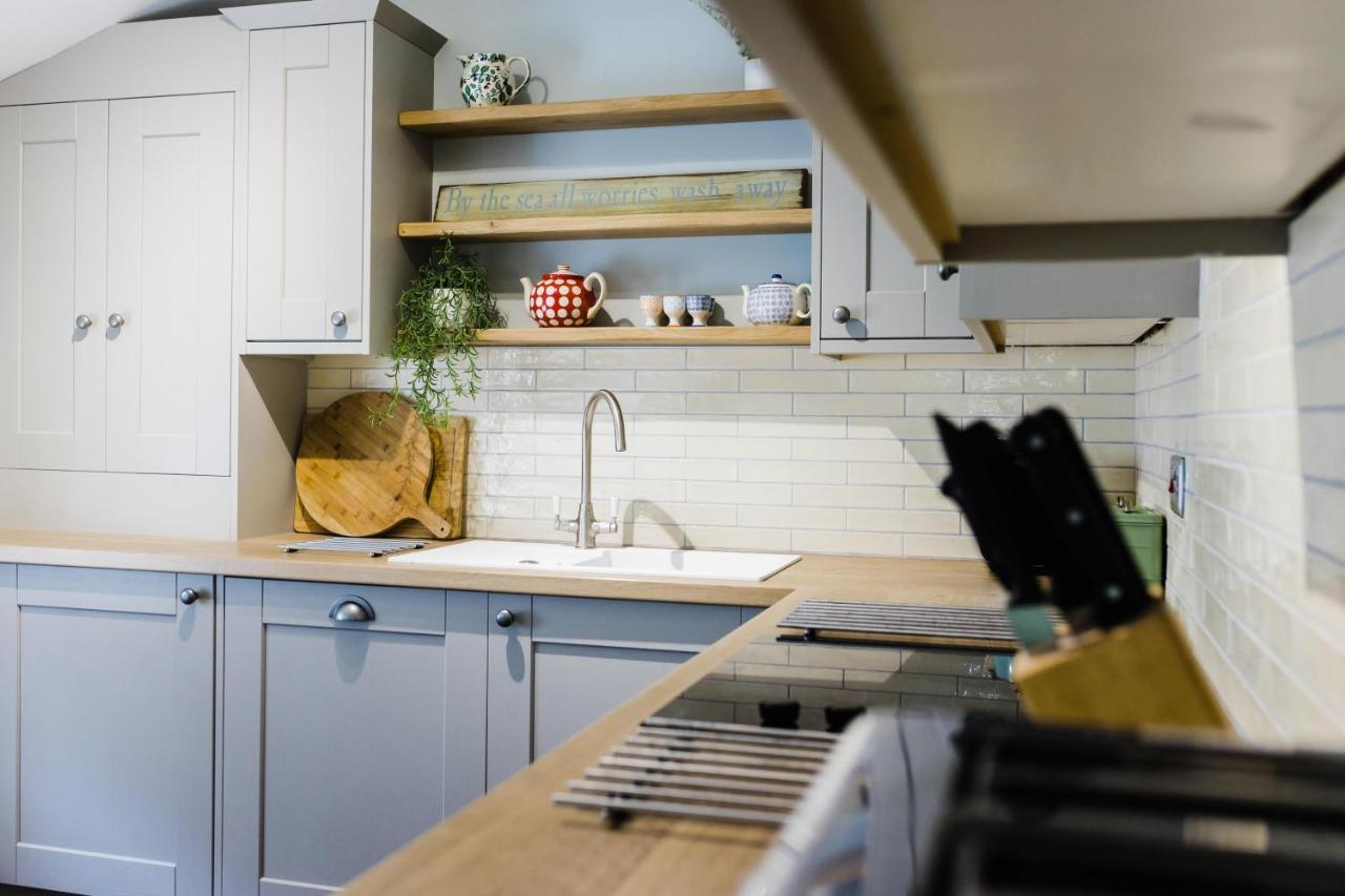 May Tree Cottage Manorbier 5 Mins From The Beach Sleeps 4 Exteriér fotografie