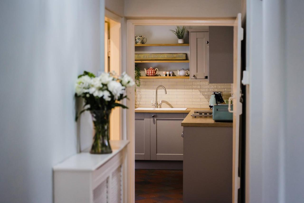 May Tree Cottage Manorbier 5 Mins From The Beach Sleeps 4 Exteriér fotografie
