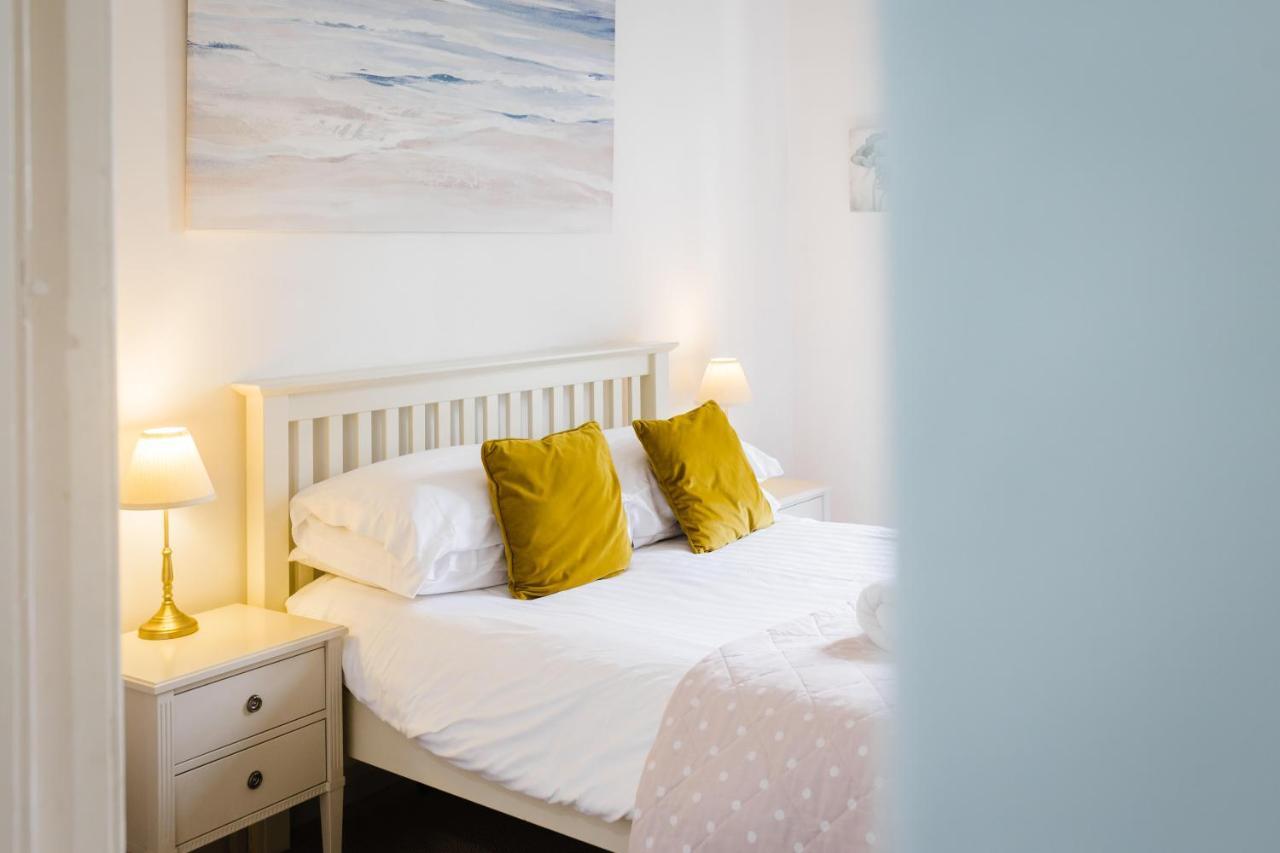 May Tree Cottage Manorbier 5 Mins From The Beach Sleeps 4 Exteriér fotografie