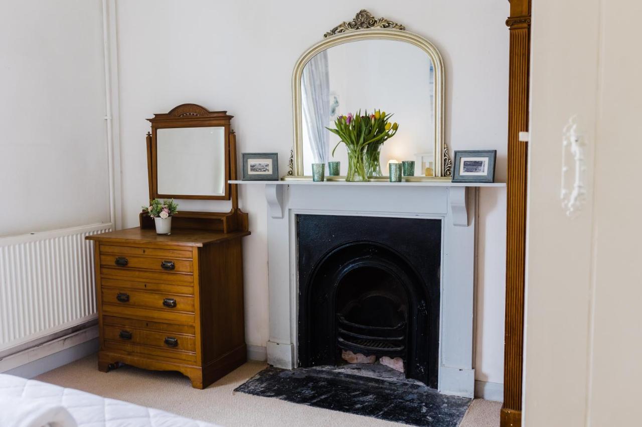 May Tree Cottage Manorbier 5 Mins From The Beach Sleeps 4 Exteriér fotografie